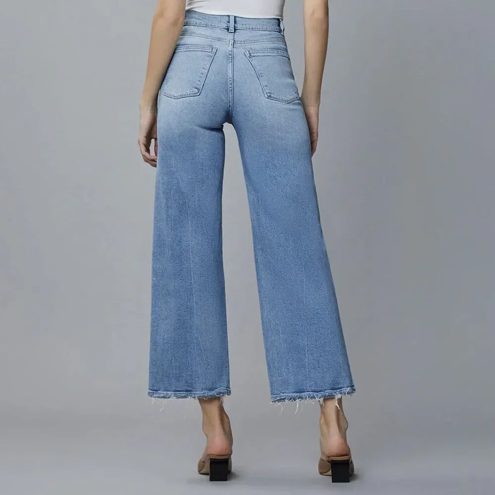 DL1961 hepburn wide